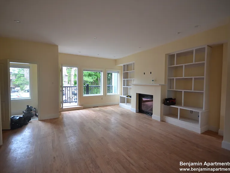 118 Tremont St #1 — Photo 12