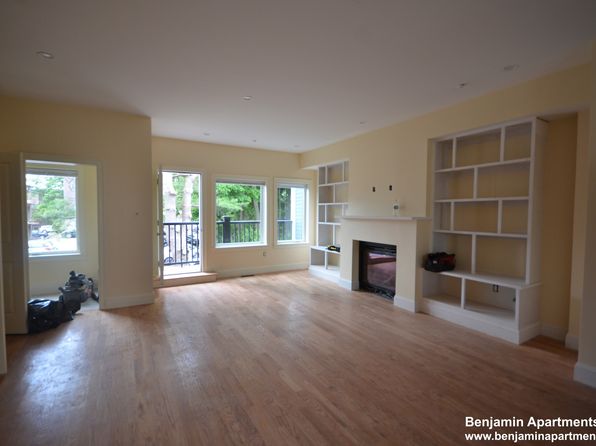 118 Tremont St #2