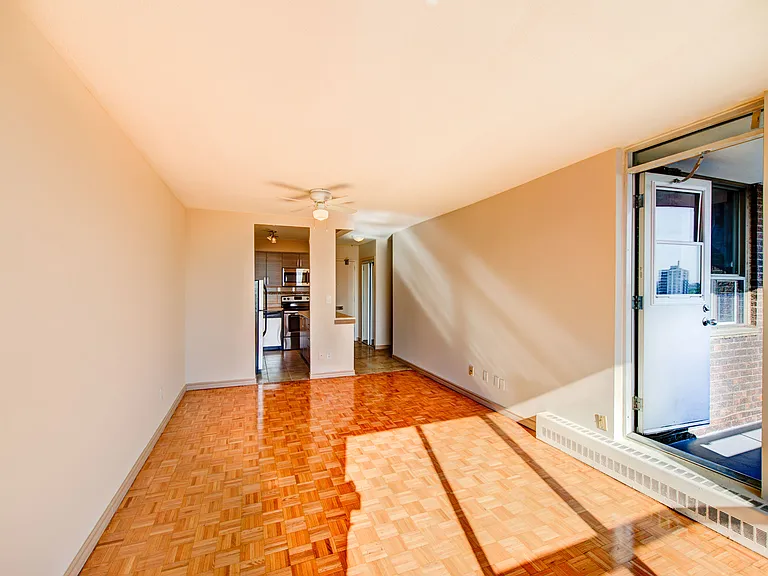 2600 Don Mills Rd — Photo 16