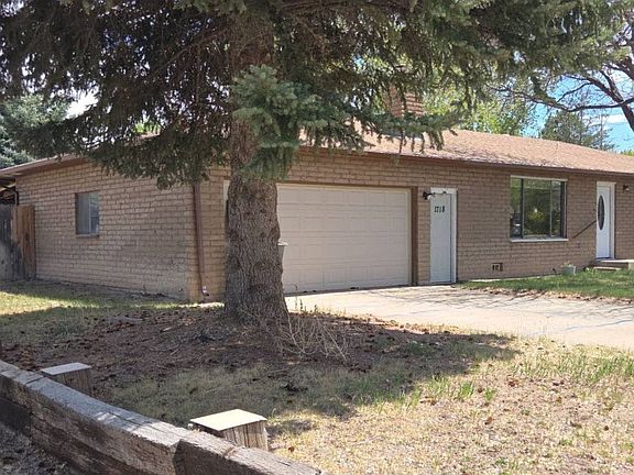 3rd image of 1718 Rolling Rd