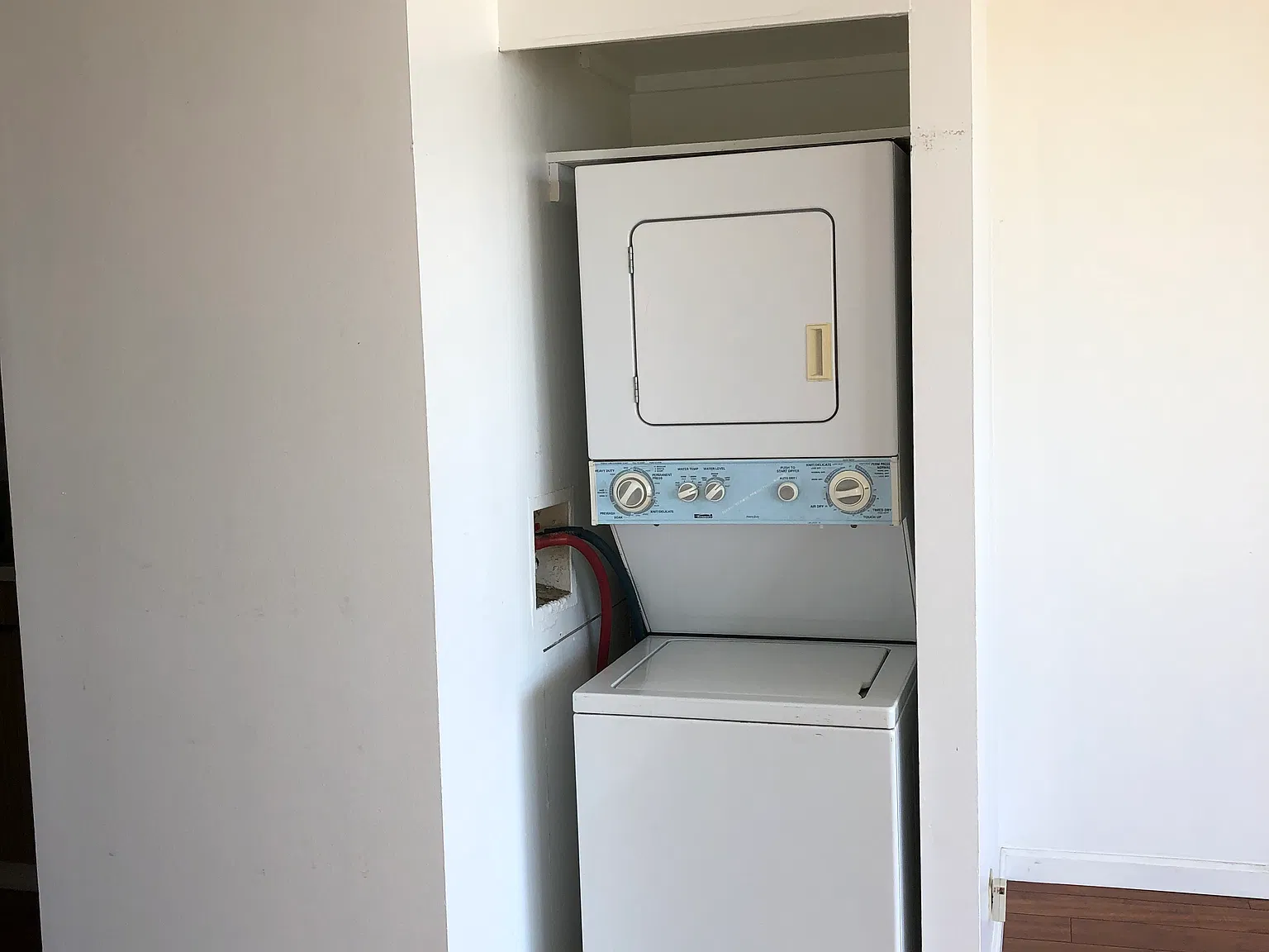 Studio, 403 sqft, $1,550 — Photo 3