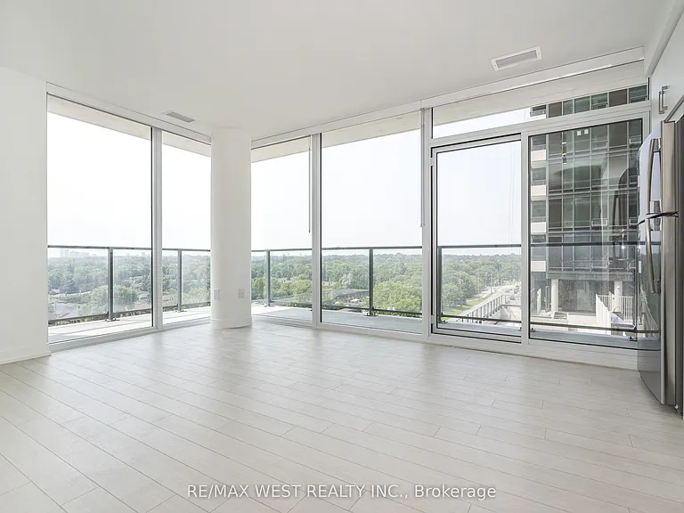4010 Eglinton Ave W #815 — Photo 1