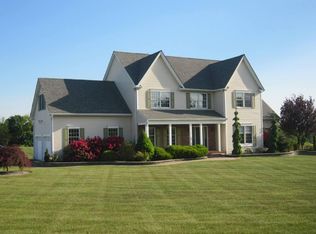 4 Nixon Farm Rd, Flemington, NJ 08822