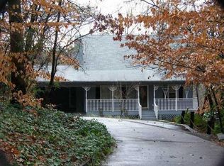3010 Scenic Dr, Gainesville, GA 30506