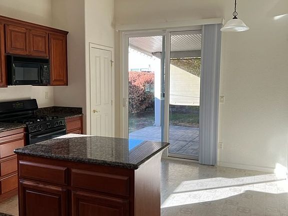 3rd image of 9632 Spring Breeze Ct