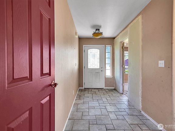 3rd image of 15708 92nd Court SE
