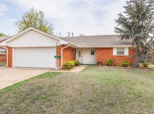 2208 N Beaver Ave, Bethany, OK 73008