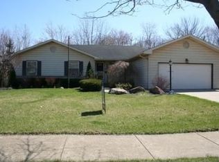 6999 Anthony Ln, Parma Heights, OH 44130