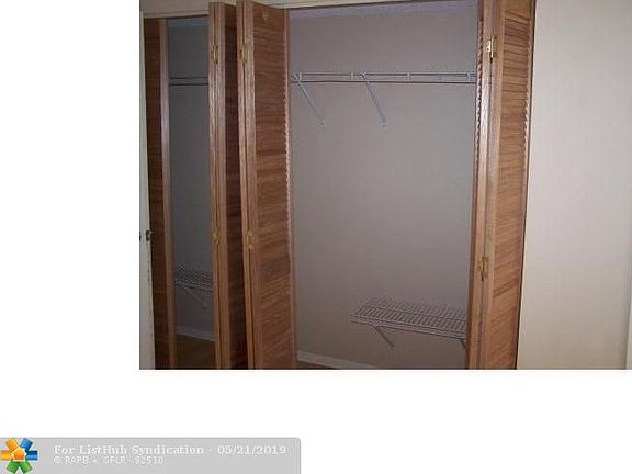 5th image of 313 Gardens Dr APT 102