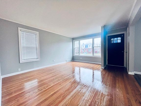 3rd image of 12537 S Throop St