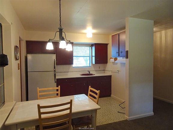 5th image of 349 6th St