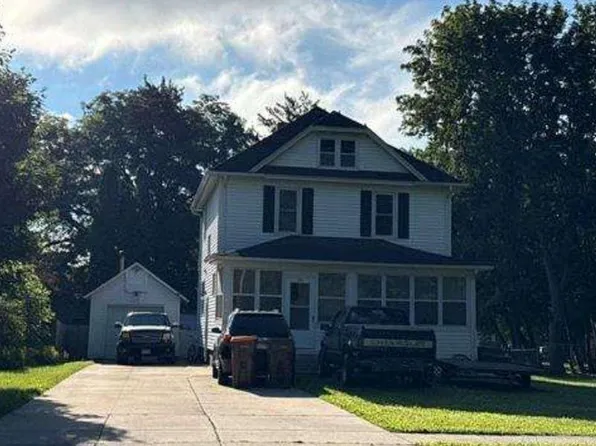509 N Huron Ave, Spring Valley, MN 55975
