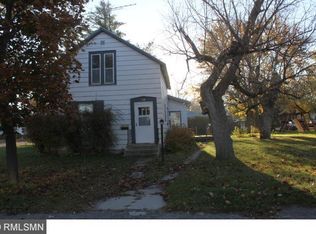 101 S 4th St, Le Sueur, MN 56058