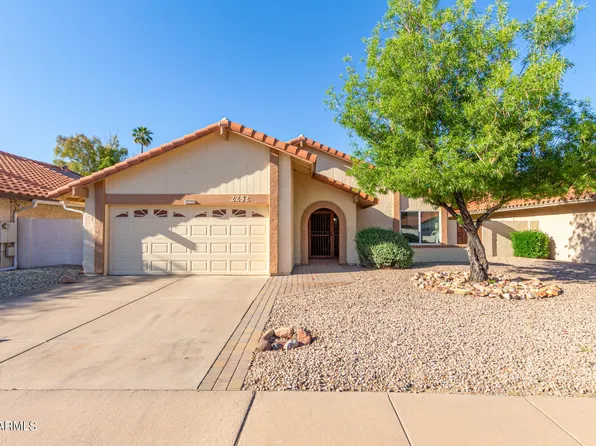 2252 W KIOWA Circle, Mesa, AZ 85202