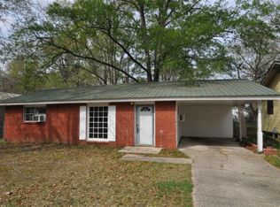 202 S Gray Ave, Picayune, MS 39466
