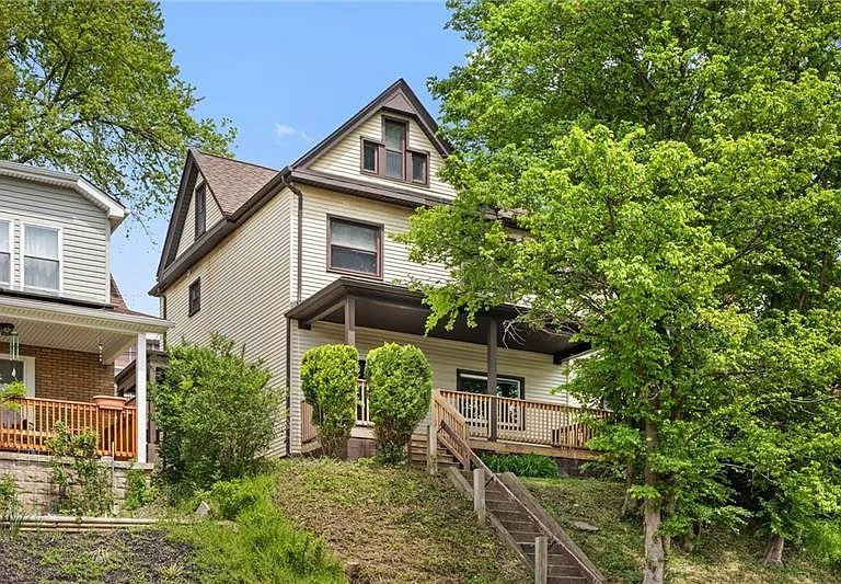 209 E Meyers St — Photo 1