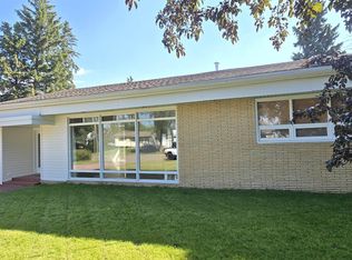 4317 50th St, Vegreville, AB T9C 1B7