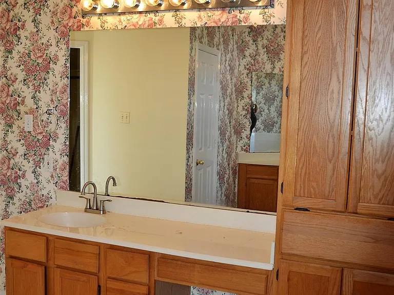 21718 Bay Palms Dr — Photo 16