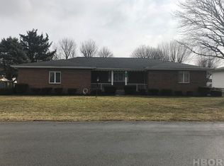 633 Baker Ct, Upper Sandusky, OH 43351