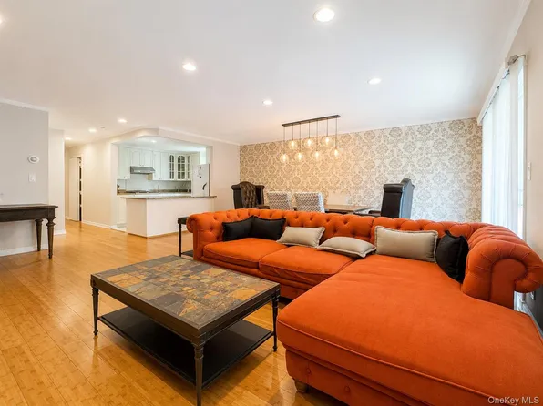 13-09 Michael Ct #164M, Bayside, NY 11360