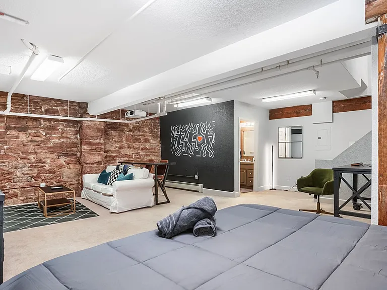 2560 Blake St #101 — Photo 25