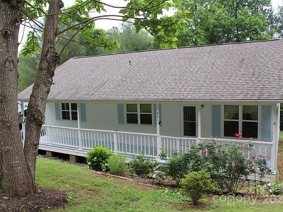 2nd image of 2611 Green Haven Cir