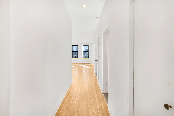 Rented by Performing Assets Corp | media 41