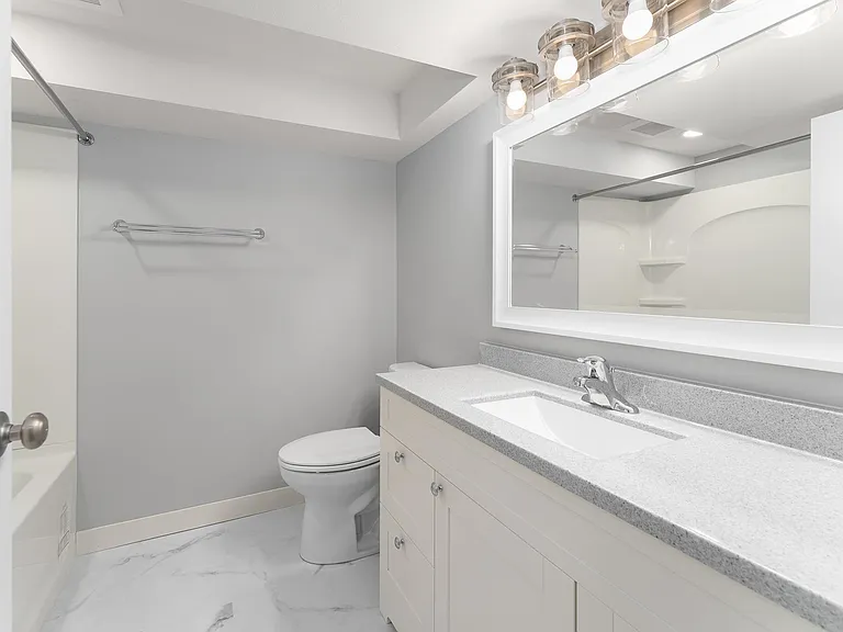 1110 S Main Ave #1MAIN — Photo 10