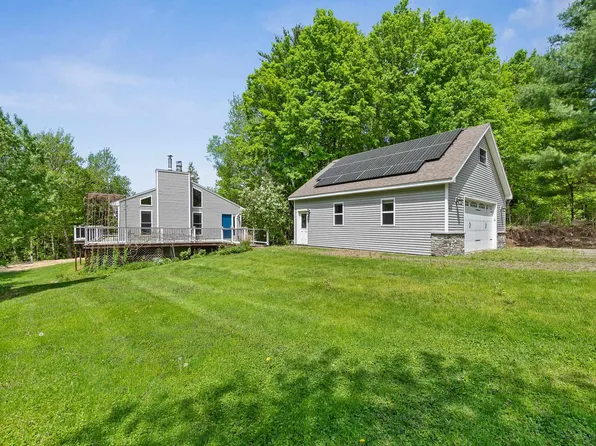 8 Cook Lane, Westford, VT 05494