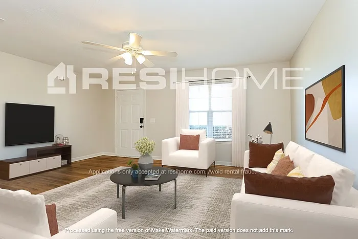 1221 Akins Ridge Dr — Photo 6