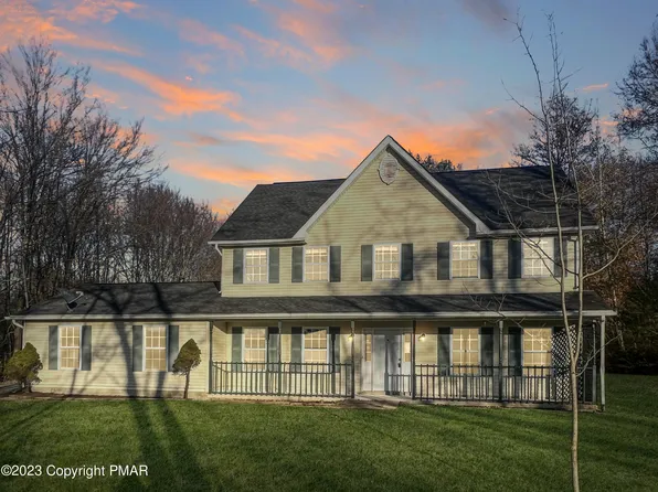 798 Frable Rd, Brodheadsville, PA 18322