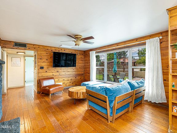 5th image of 310 W Navajo Rd