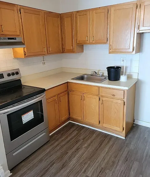 615 E Main St #D3 — Photo 13