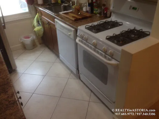 Rented by Alexiou Realty | media 37