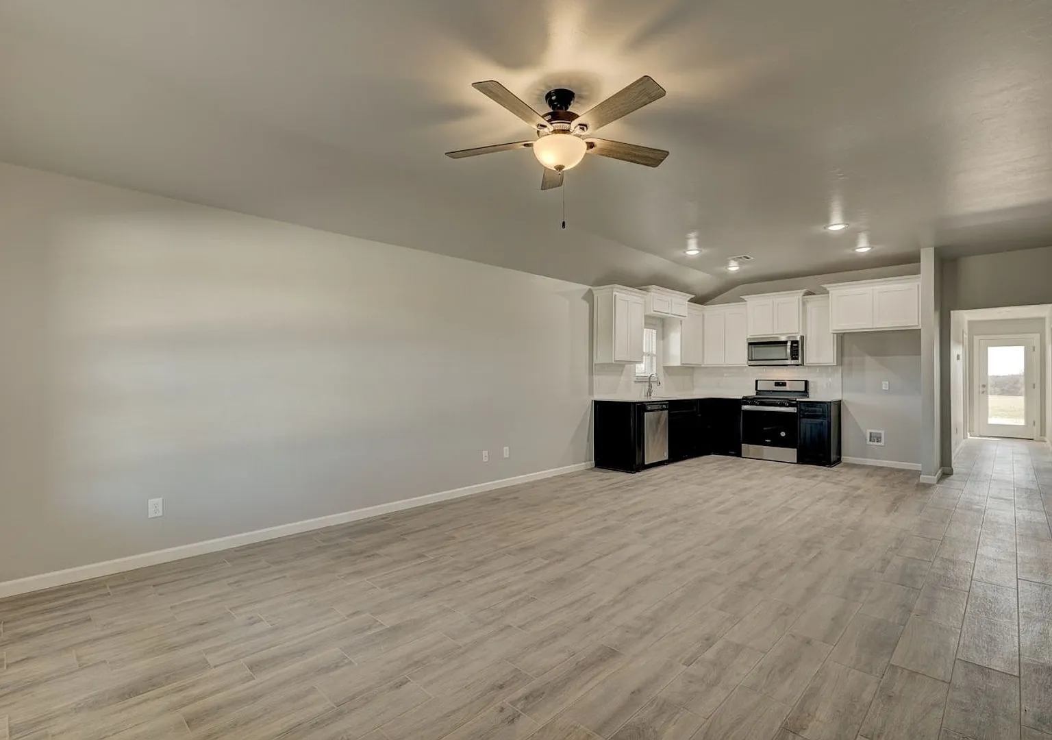 Brand New Duplex in Noble. 3410 Cemetery Road — Photo 3