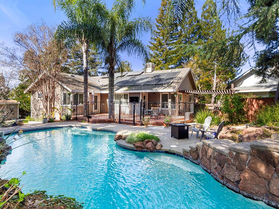 1st image of 8272 Woodlake Hills Dr