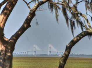 317 Yacht Club Ln #19, Saint Simons Island, GA 31522