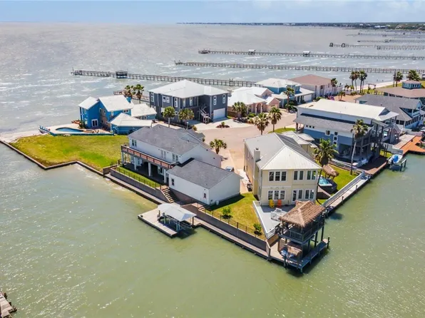 6 Sea Shell Shores Dr, Rockport, TX 78382