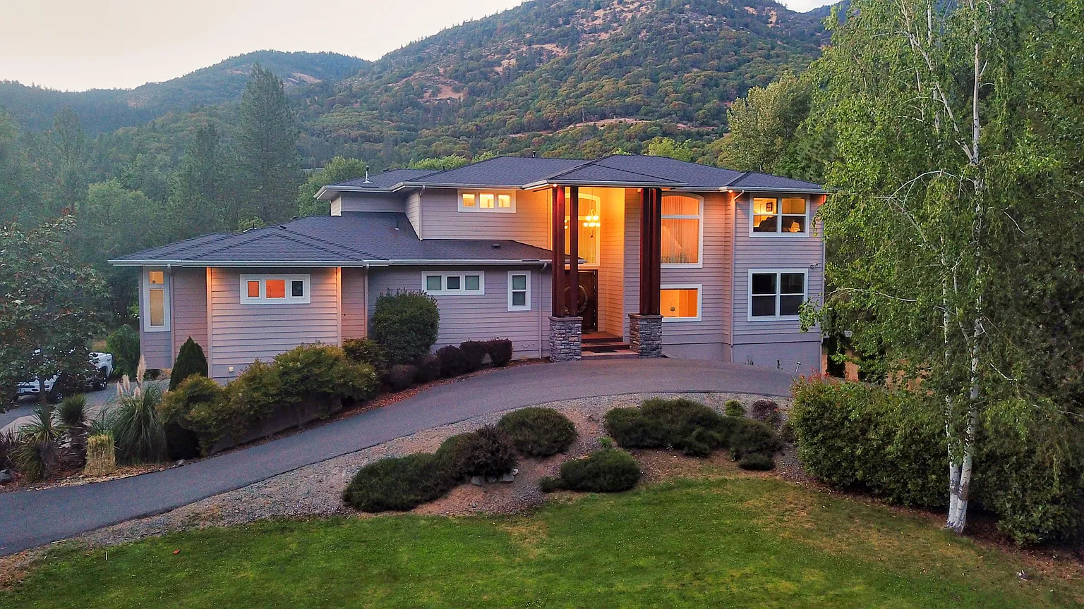 200 Brock Ln photo 1