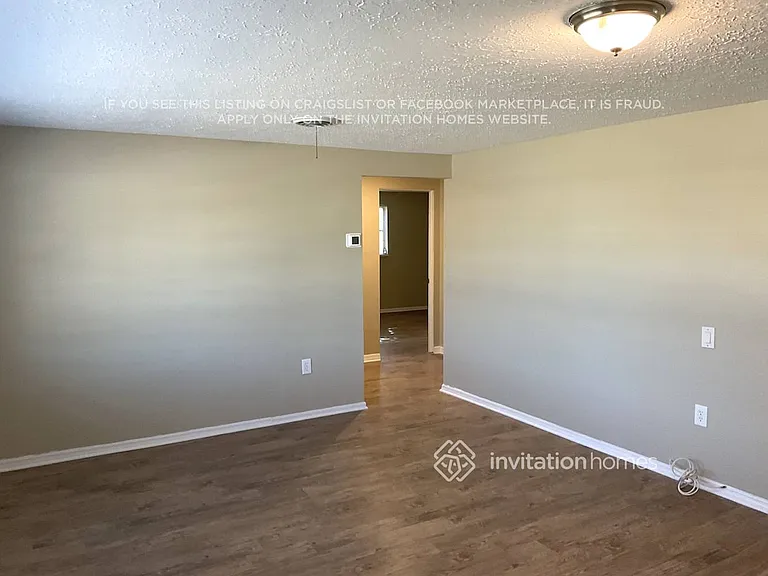 2824 Seaspray St — Photo 5