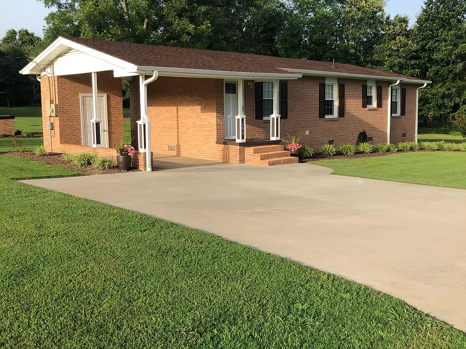 151 Cotton Rd