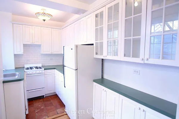 Sold by Steven Corcoran Real Estate | media 11