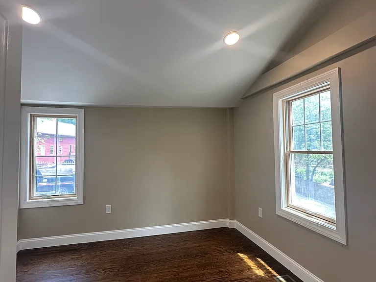 1185 Putnam Pike #B — Photo 9