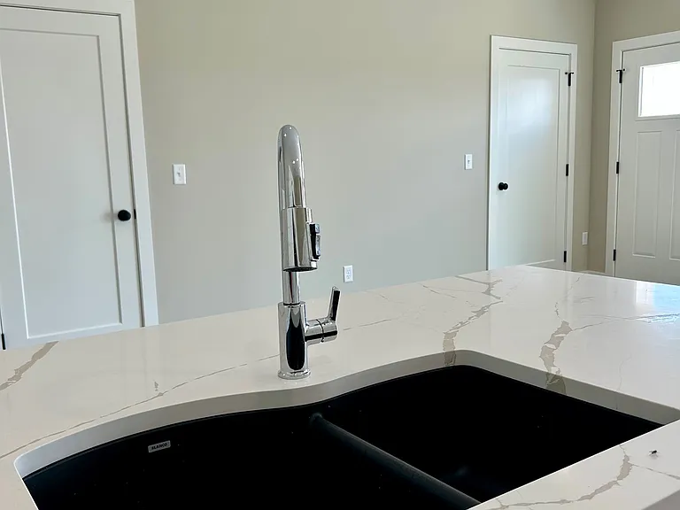 2113 N Reece Rd #2113 — Photo 5