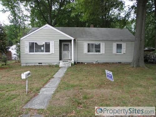 1st image of 626 Sterling St
