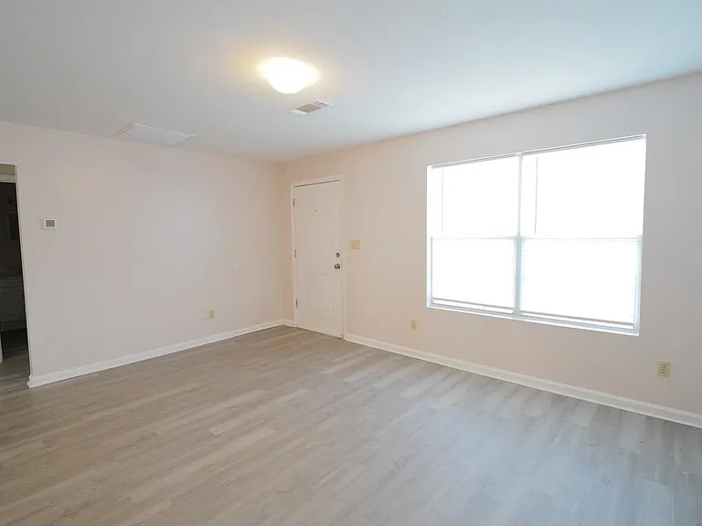 3178 N Ridge Rd #1 — Photo 8