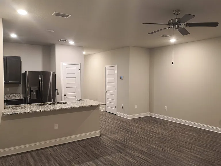 6783 Spaniel Dr — Photo 7