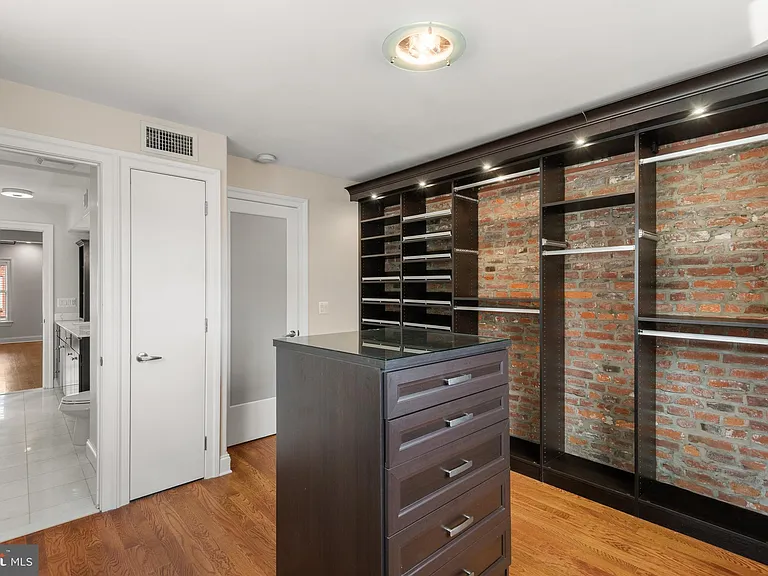751 S Marvine St — Photo 35