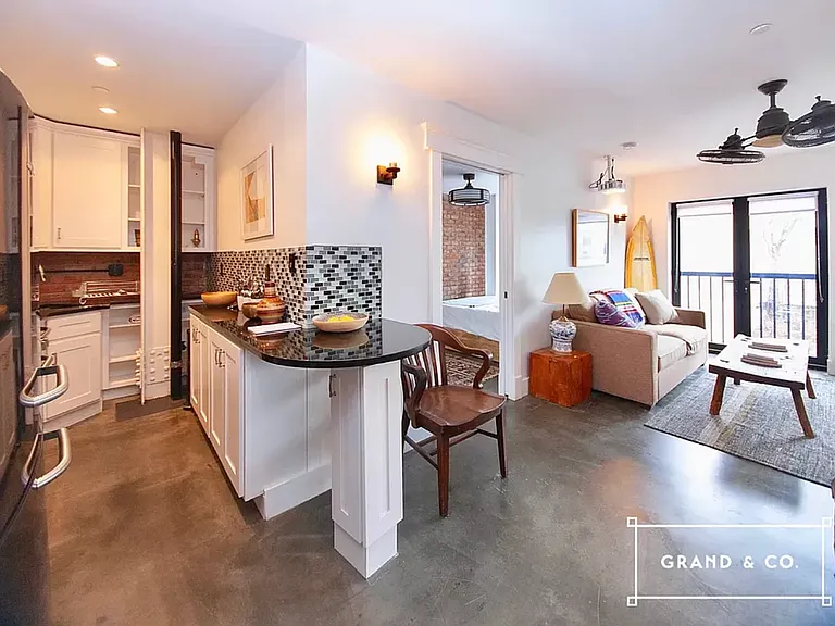 149 Wythe Ave #301 — Photo 1