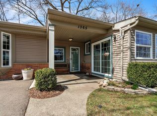 1365 Whitney Rd, Waterford, MI 48328